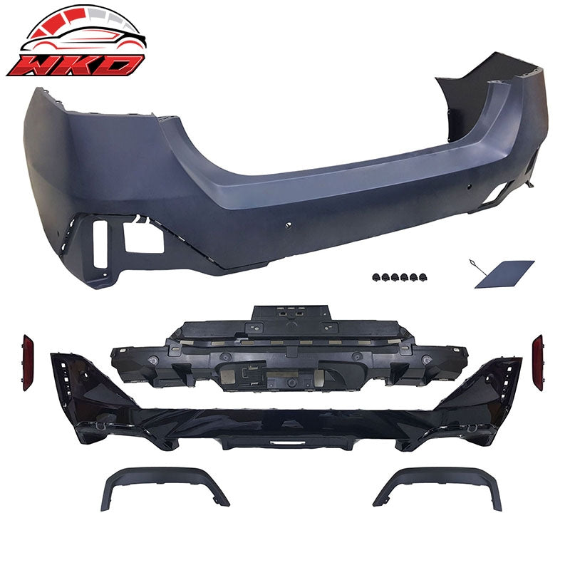 Wholesale 24-26 BMW G60 5-Series Sedan & i5 M Sport Style Rear Bumper Conversion PP